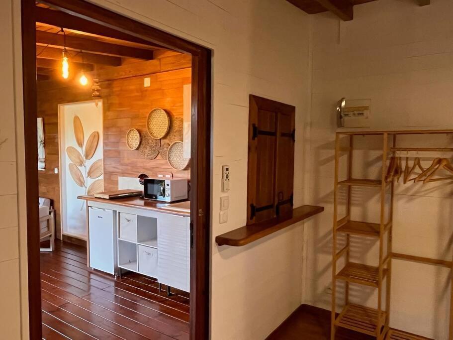 Вилла Bungalow Avec Jacuzzi Privatif Сент-Роз Экстерьер фото